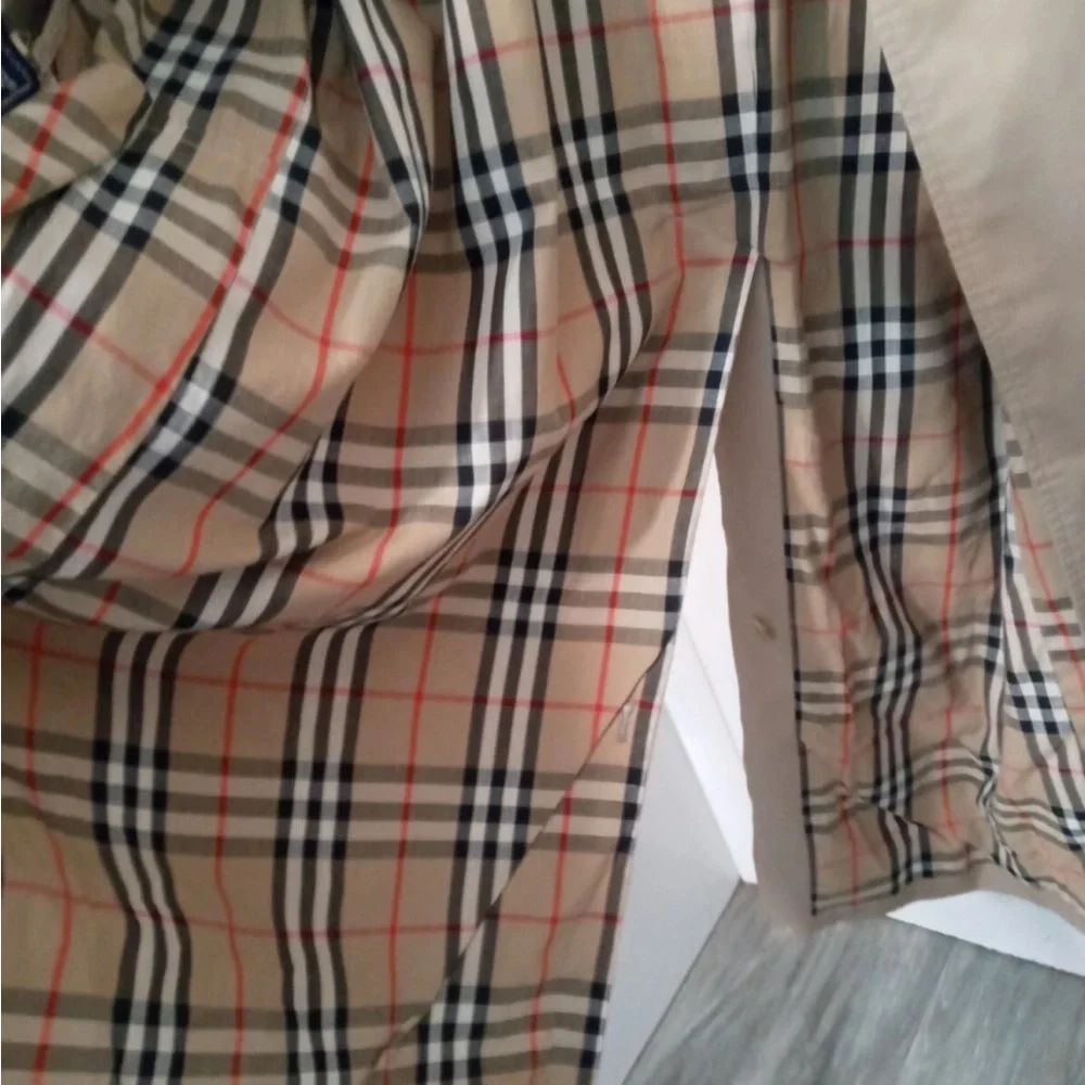 Vintage Burberrys London Women’s 10 44 long beige Trench coat Nova Check lining - Picture 12 of 13